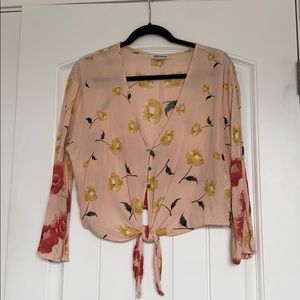 Billabong Tie Cropped Blouse